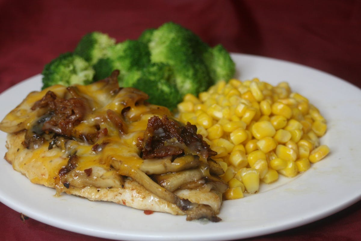 beef with corn and broccoli 